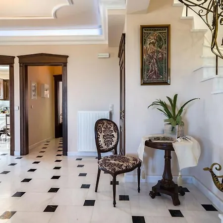 Iro Royal By Posarellivillas *