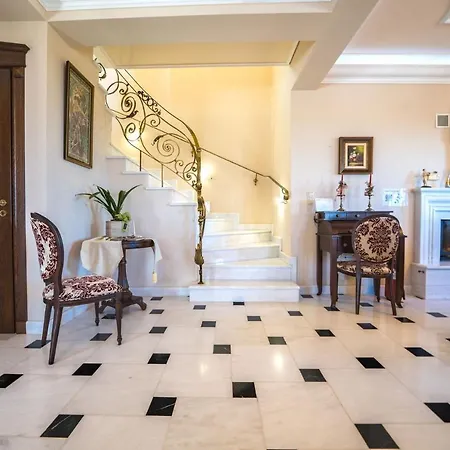 Villa Iro Royal By Posarellivillas