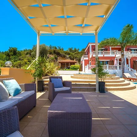 Villa Iro Royal By Posarellivillas *