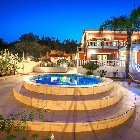 Iro Royal By Posarellivillas Villa